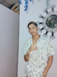 Public de Little_nicoll  4 Imagens