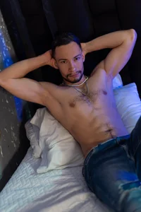 TyagoRoberts Without shirt 😈 Εικόνα 4