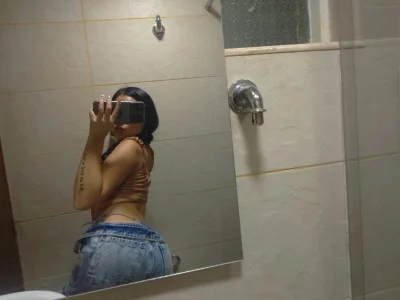 Carolina_cherry Public Pic 3