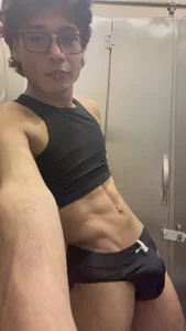 Sexy me od ronald_maximo19  8 snímek