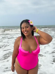 nairagold_ my day off Pic