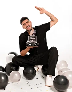 bryXonStorm: My birthday🎈 ( 2 фото)