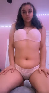 Lovingirl69 Public Pic 4