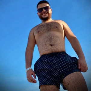 RoyBaker_ This is ROY Foto 2