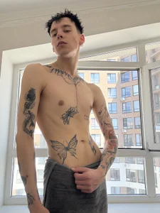 VelvetChaosSoul My body Billede 2