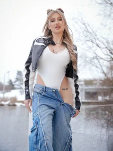 AvaShayy In your arms is no doubt the happiest place in the universe. Pic