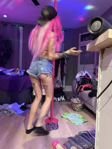 watermellonpussy pole fun Immagine  8