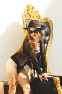 Matureyulyet Pool day with your company lady 😘 Immagine  4