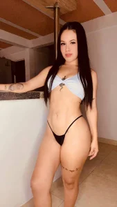 ValeriaRossie 🍒 Pic 4