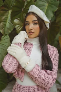 Antonella_Grayy sweet and flirty Pic 2