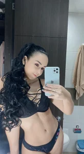 marianalopez2 Public Pic 5