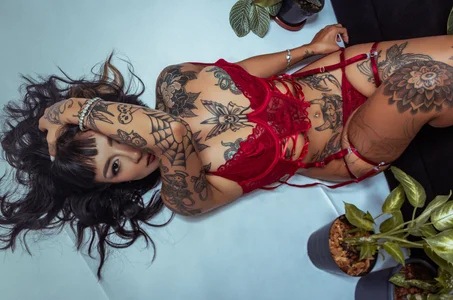 AliceBanks I feel very sexy Pic 7