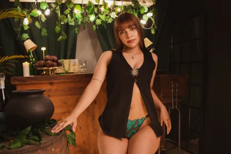 MilaGrace1🍀Kiss Me, I’m Lucky🍀图片 4