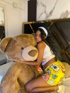 Ebony_beautifull i love bob 💛 Billede 2