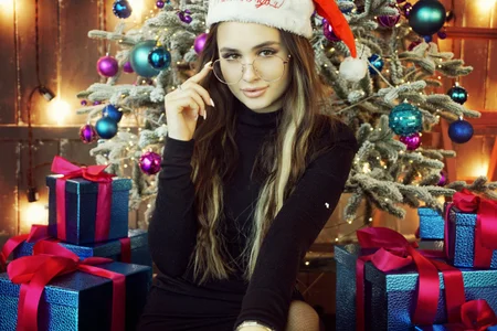 Alana_Kristall_live Where is my Santa ? Pic 5