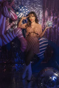 June Vibes od LiamCarterX  3 snímek