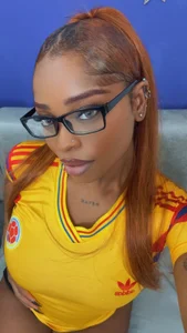 ShantalGomes: Your favorite Colombian girl 💛💙❤️ ( фото)