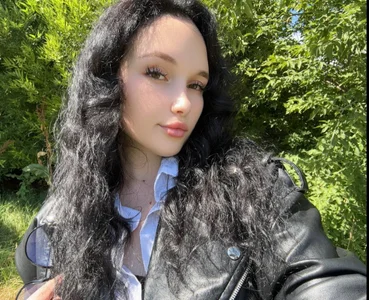 AlaynaReppe Public зображення 7