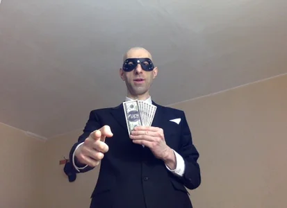 HandsomeAlfie Shower me with money! Be my king!!! Billede 2