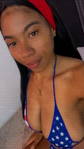 YummyDuoooのHello my love 😏🎈の枚の写真