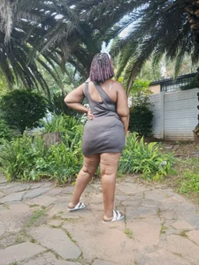 Bigboobsbooty Public  5. fénykép