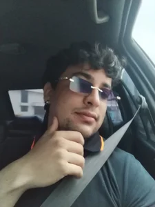 AxelWhitte Public รูป 