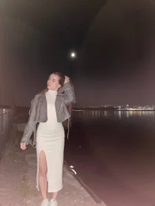 WinonaGallacher Public Pic 4