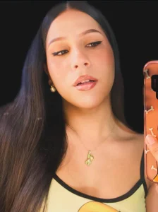 Linda_sex_gold LOOK AT ME Pic 3