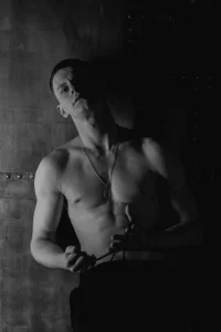 Long_Play Back to black Pic 2