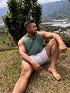 Marco_Vega between mountains☘️ Poză 6