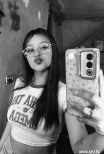 helen_diazz Public صورة واحدة|helen_diazz Public صورتان|helen_diazz Public  صور|helen_diazz Public  صورة