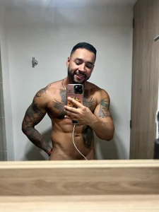 NikoHank_ Nik🔞 Foto 2