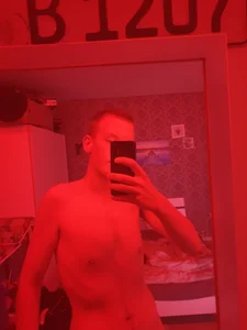 hornyPascal1887 Public Foto