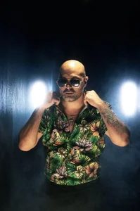 Gabriel_Harmant About me Gambar