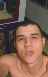 ADAM_HOTの2026😎🙏🏻の 2枚の写真