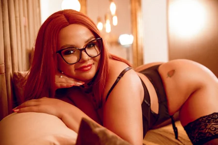 CelesteBailey Elegance - the beauty that never fades🥵 Immagine  2