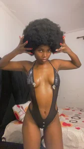 SexyVannessa Public Foto 2