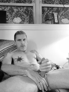 Public de leahcimnikral  2 Imagens