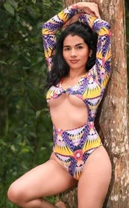 Amelia_Debora_Antonella come enjoy my photos for you kisses Pic