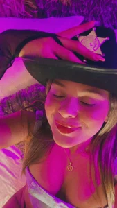 Ninakravis Hello cowgirl 🤠 зображення 2