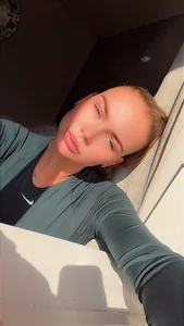RubyMonroees XXX nøgenfoto 8