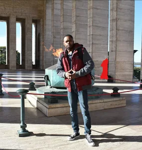 Mastertopdome Public зображення