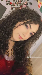 Aleera_Walton Public Pic 5