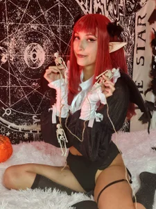 UEgirl_Deya: Public ( 2 фото)