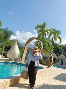 Sara_Thompsoon A little more about Sara 🌸 Pic 3