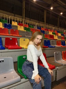 MathaConnie: Public ( 4 фото)