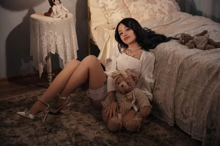 STELLA_RICH Public Bilde