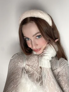 MarieKarma Snow princess ☃️❄️🤍 Immagine 