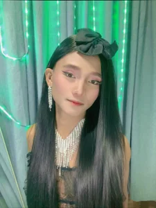 Zdjęcia Petite_HugeCock Public:  2