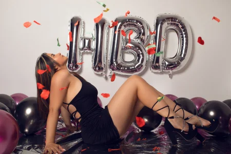 Sarah_Jhonson Happy birthday to me Pic 2